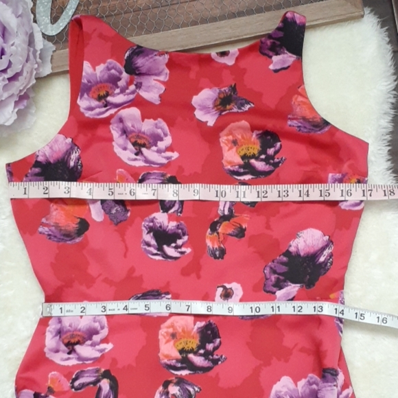 BANANA REPUBLIC STUNNING FLORAL DRESS - Picture 8 of 8